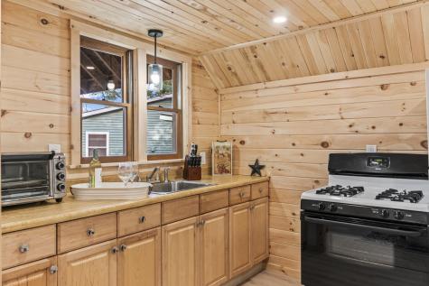 51 Butterworth Drive Naples ME 04055