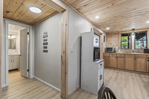 51 Butterworth Drive Naples ME 04055