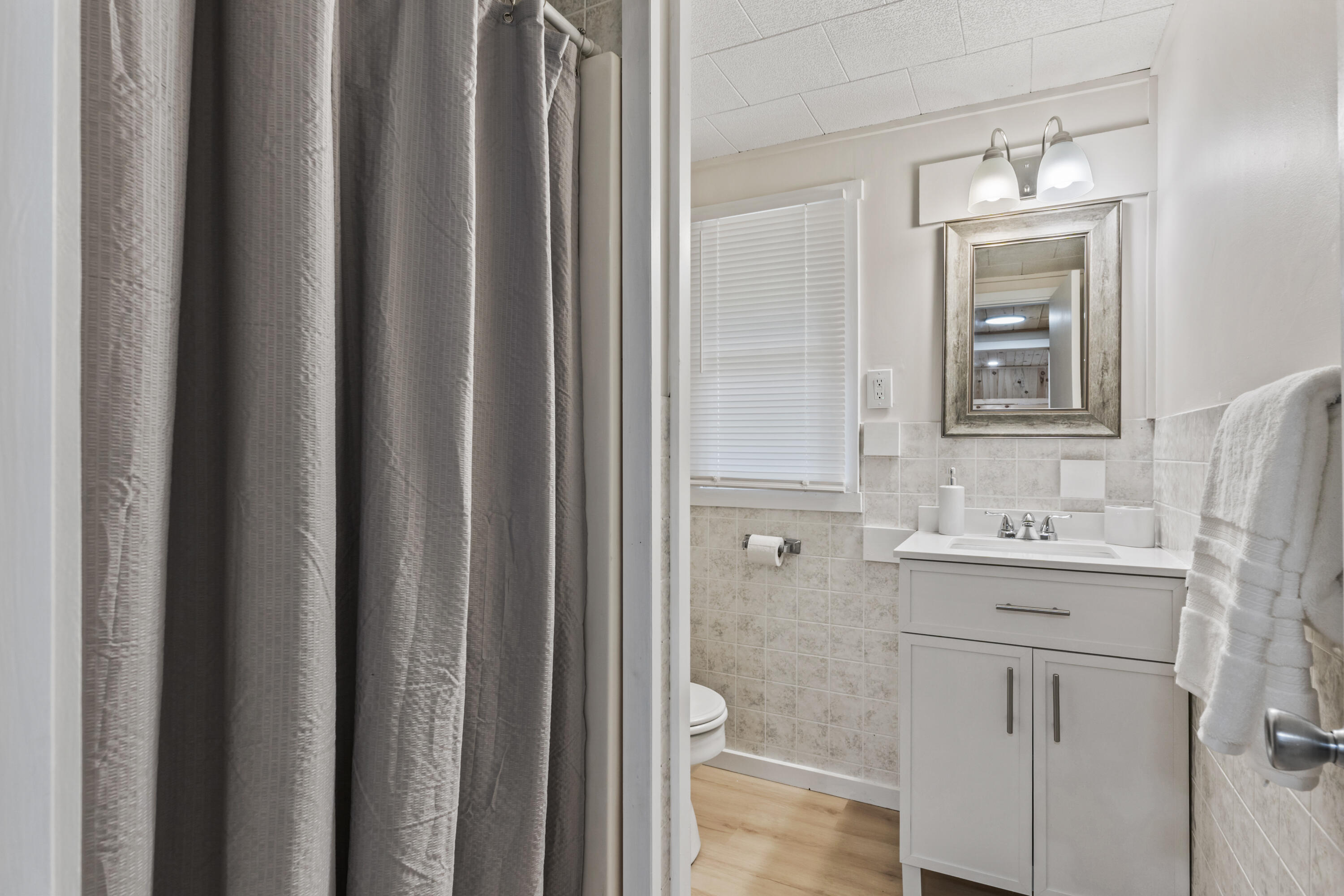 51 Butterworth Drive Naples ME 04055