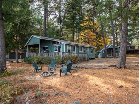 51 Butterworth Drive Naples ME 04055