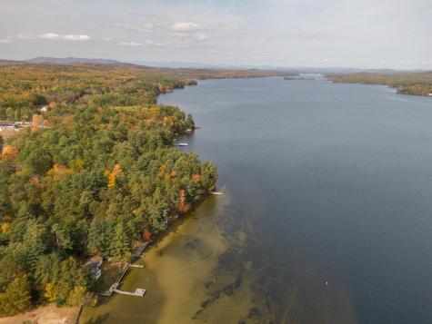 51 Butterworth Drive Naples ME 04055