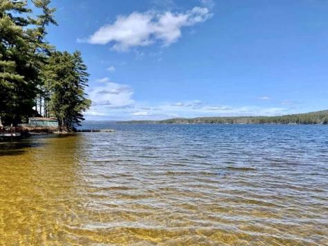 51 Butterworth Drive Naples ME 04055