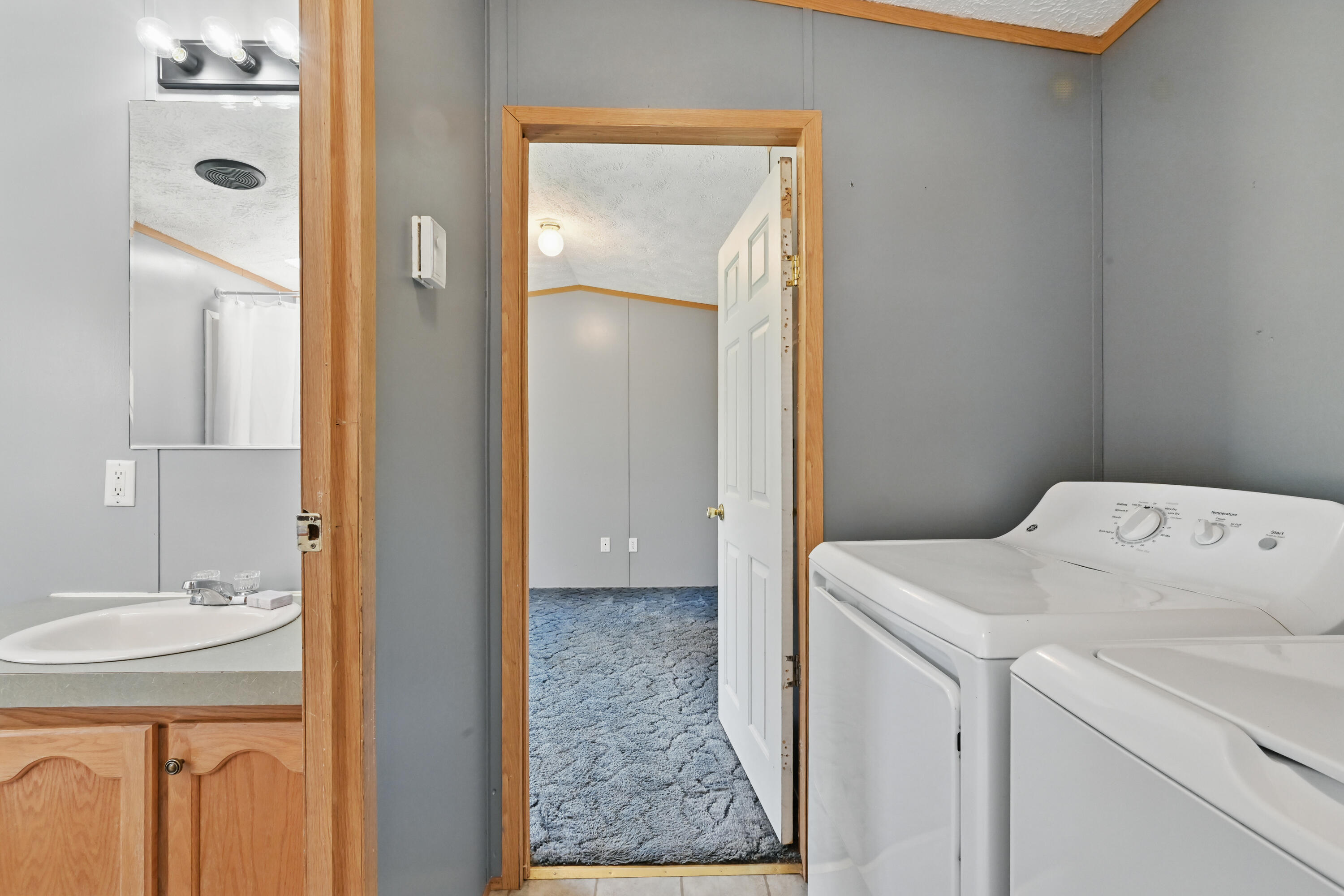 54 Whitten Road Clinton ME 04927