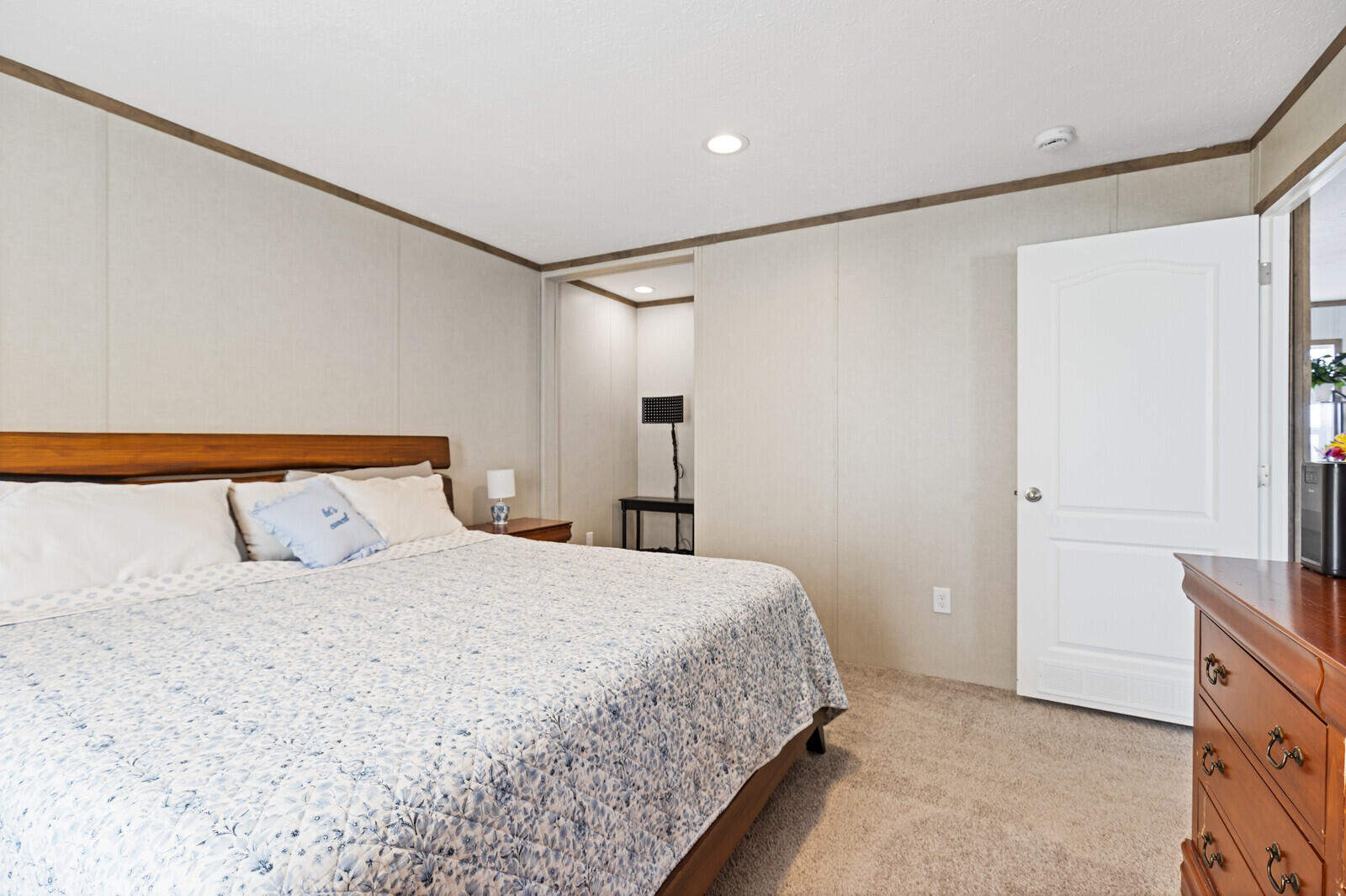 573 Pleasant View Ridge Road China ME 04358