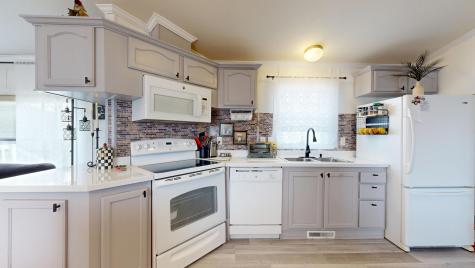 25 Sarah Avenue Lewiston ME 04240