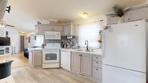 25 Sarah Avenue Lewiston ME 04240