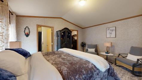 25 Sarah Avenue Lewiston ME 04240