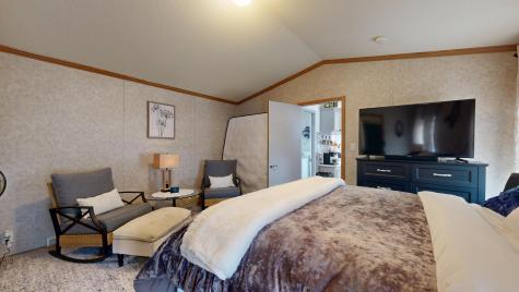 25 Sarah Avenue Lewiston ME 04240