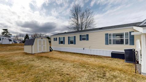 25 Sarah Avenue Lewiston ME 04240