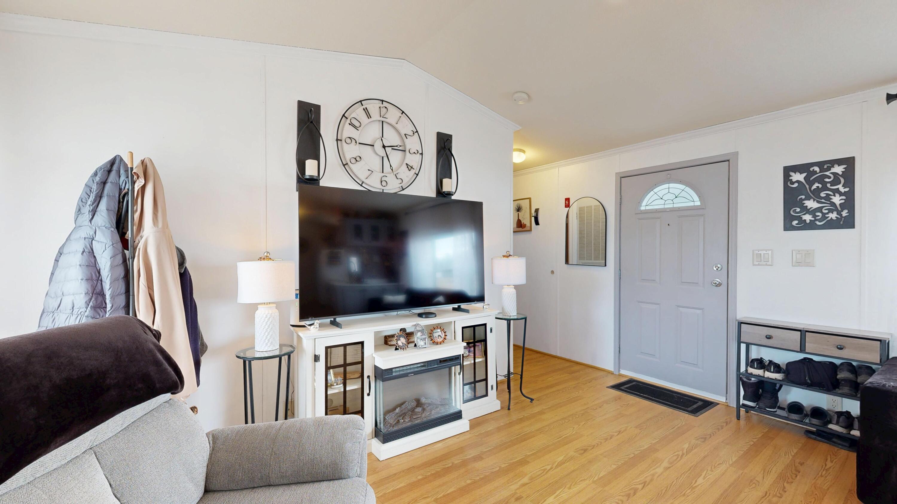 25 Sarah Avenue Lewiston ME 04240