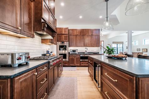 12 Winnwood Farm Way Falmouth ME 04105