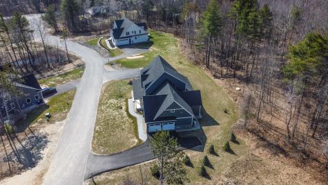 12 Winnwood Farm Way Falmouth ME 04105