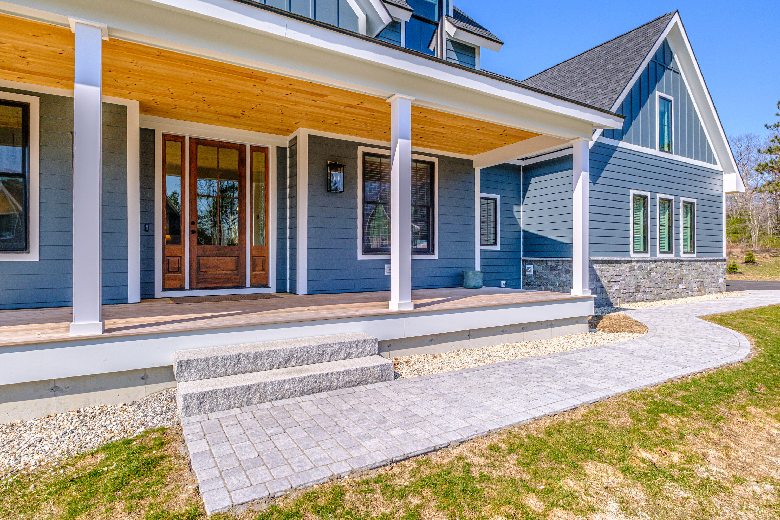 12 Winnwood Farm Way Falmouth ME 04105