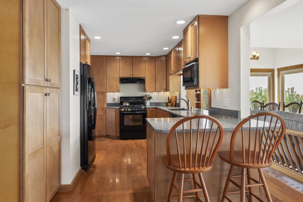 22 Gray Road Southport ME 04576