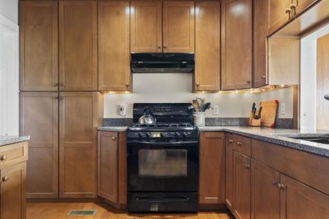 22 Gray Road Southport ME 04576