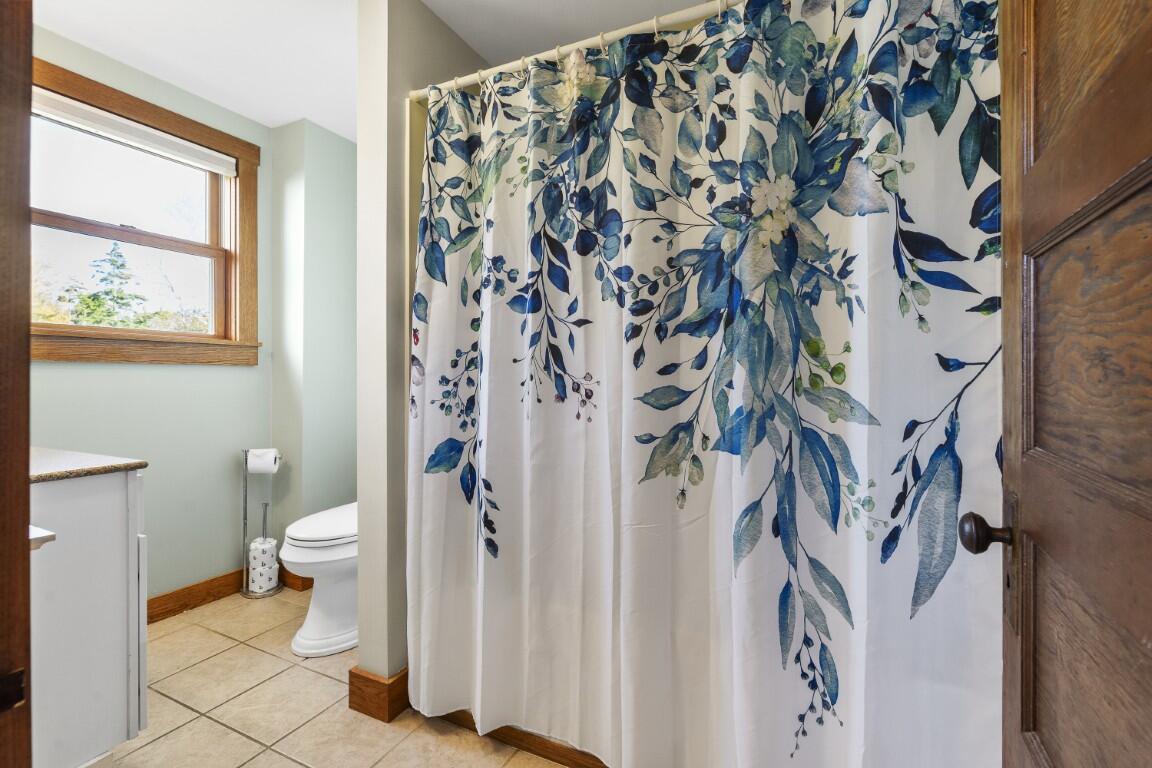22 Gray Road Southport ME 04576
