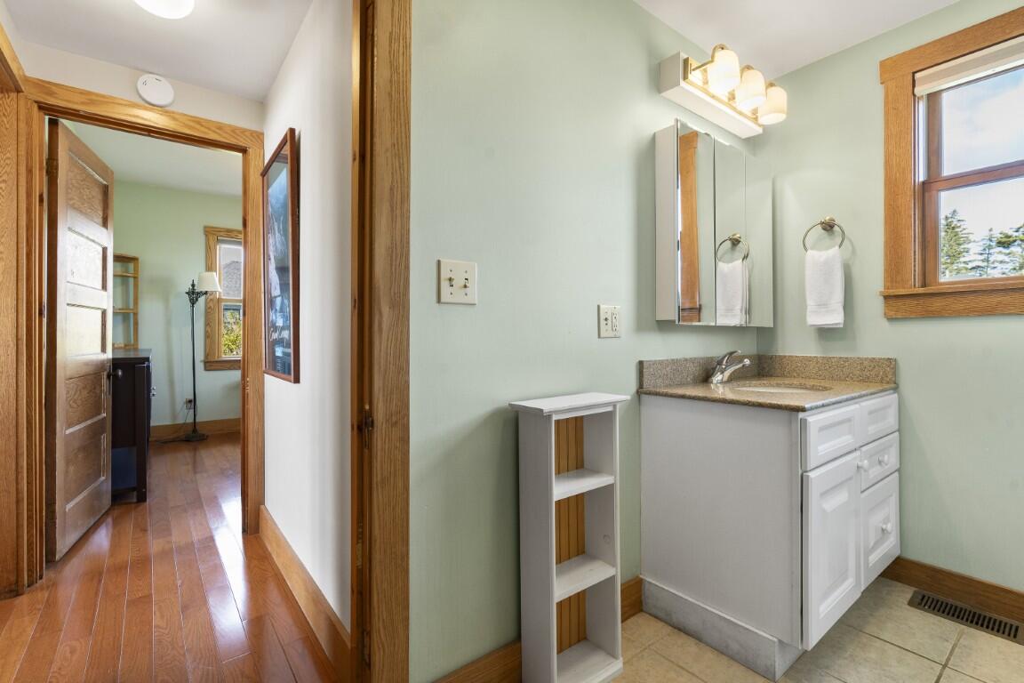 22 Gray Road Southport ME 04576