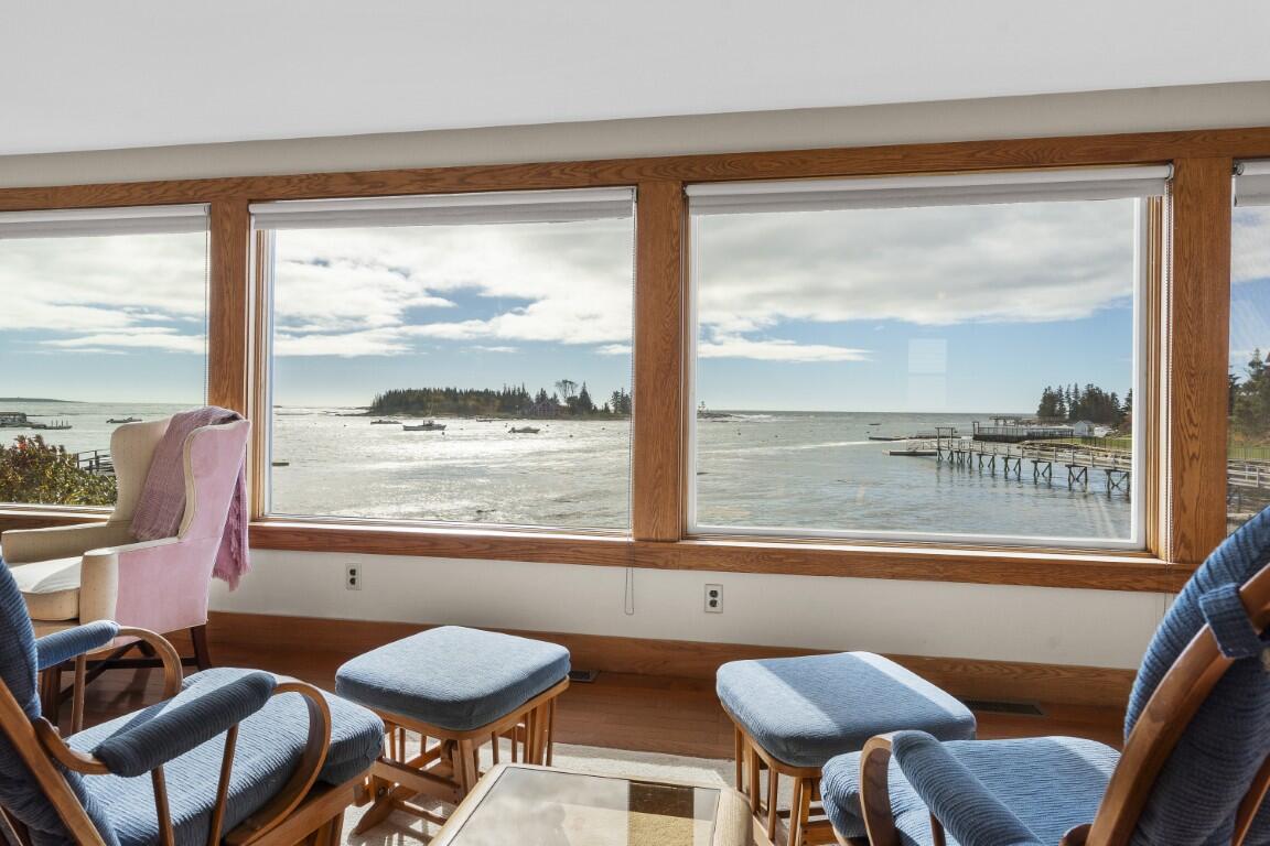 22 Gray Road Southport ME 04576