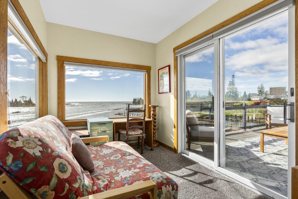 22 Gray Road Southport ME 04576