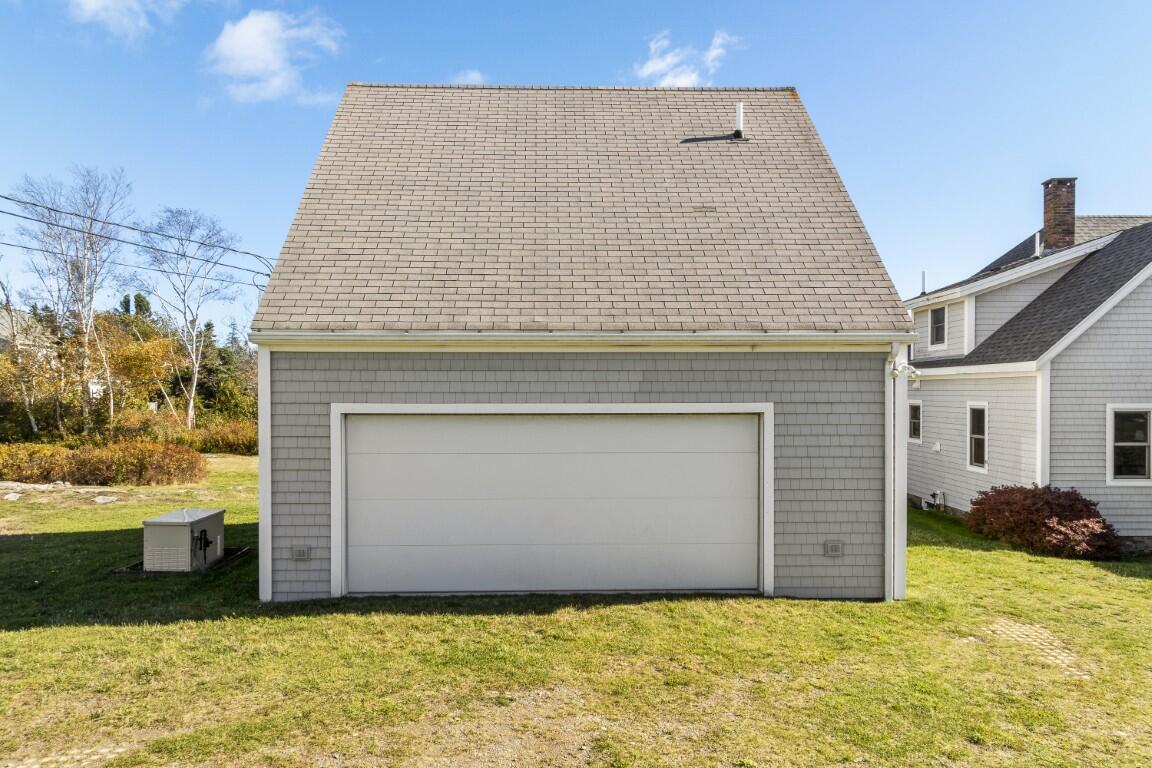 22 Gray Road Southport ME 04576