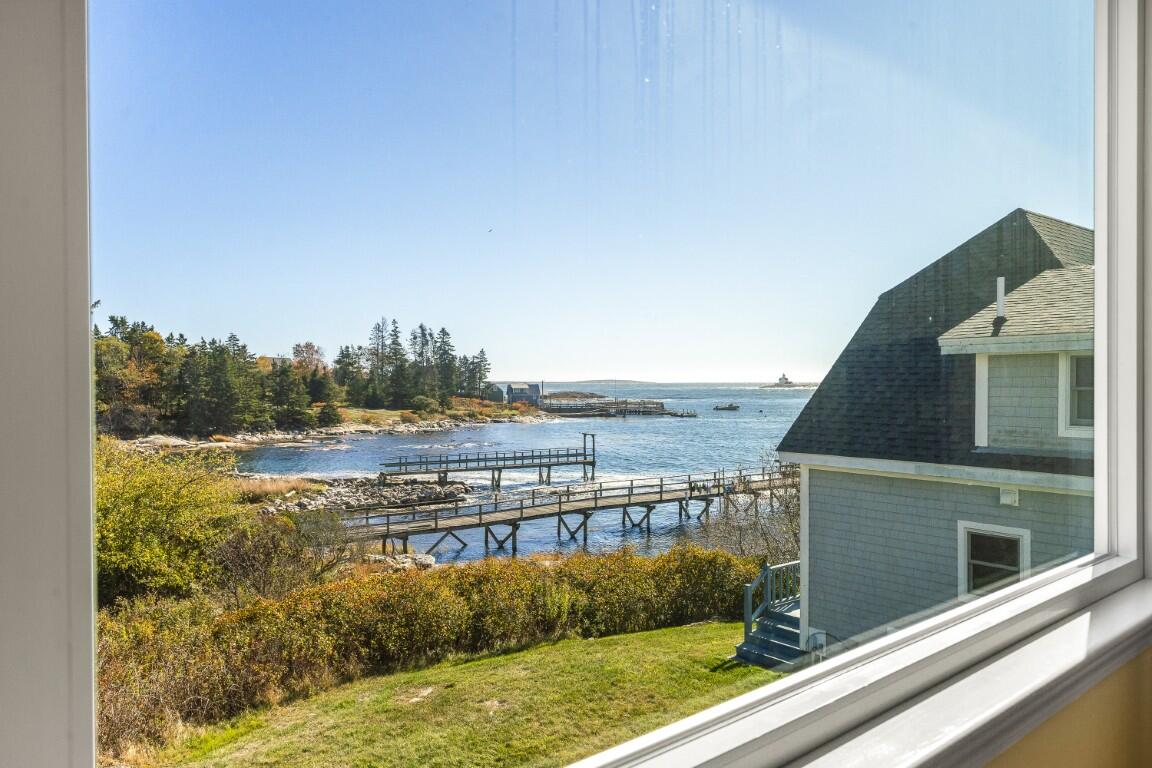 22 Gray Road Southport ME 04576