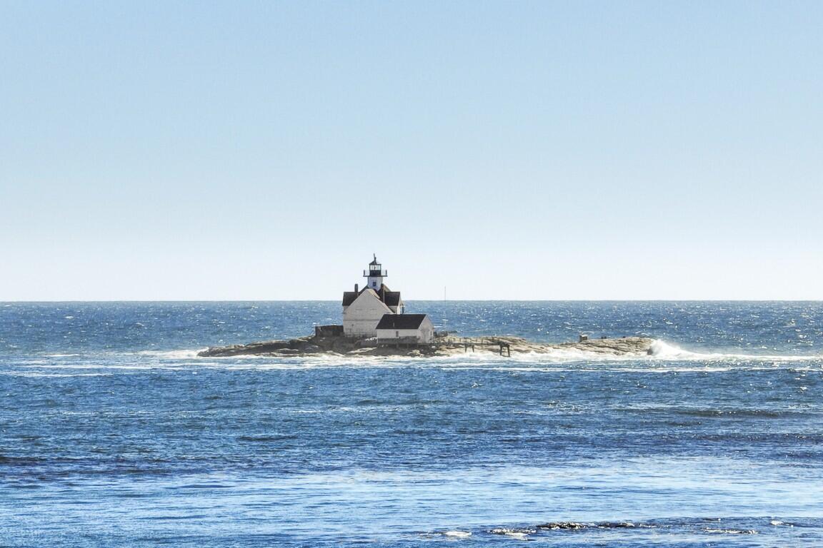 22 Gray Road Southport ME 04576