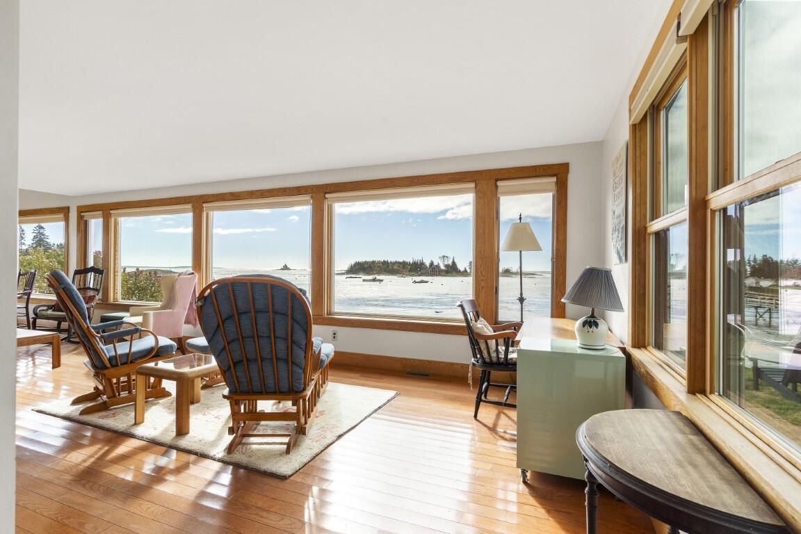 22 Gray Road Southport ME 04576