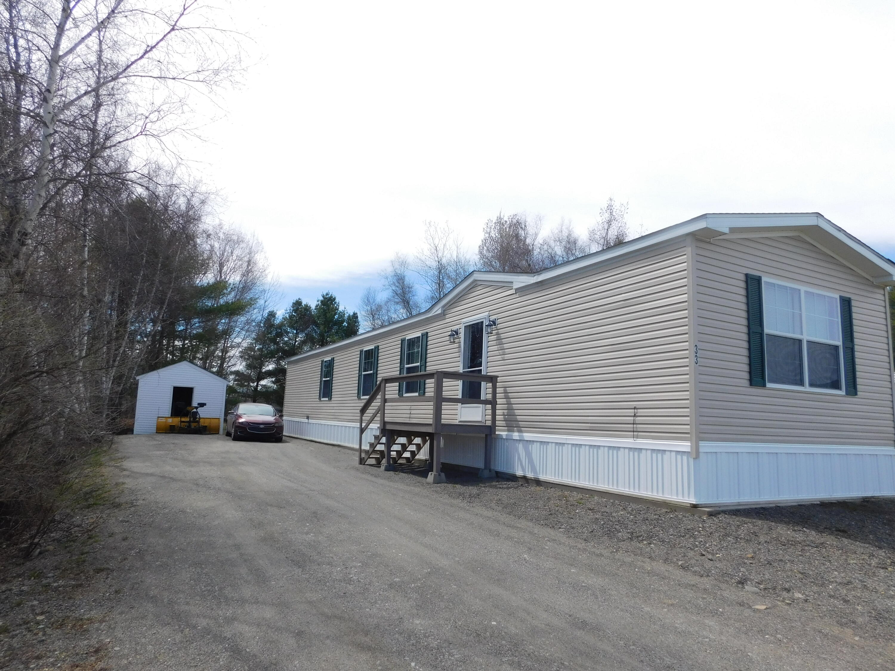 33 Lorna Lane Glenburn ME 04401