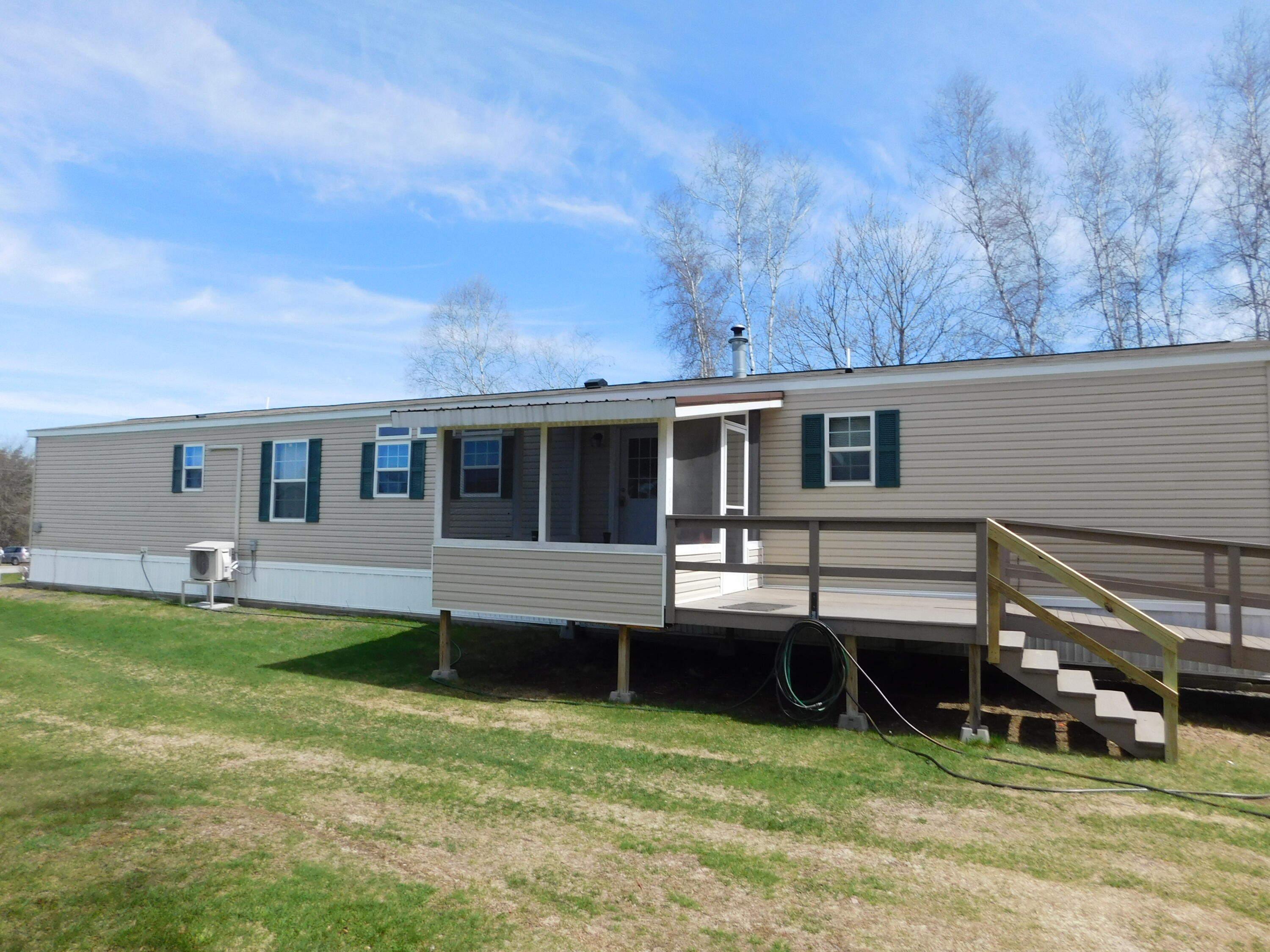 33 Lorna Lane Glenburn ME 04401