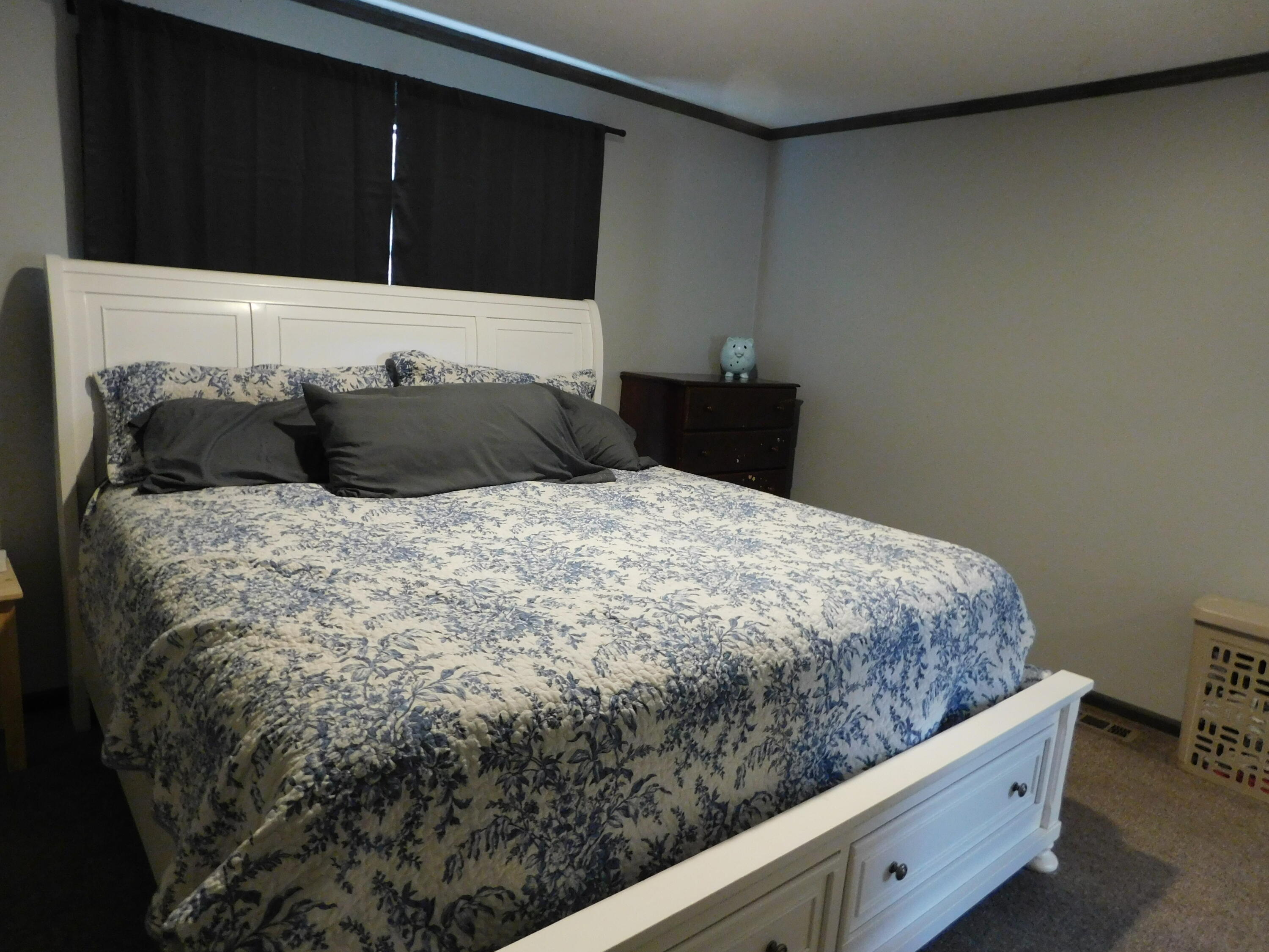 33 Lorna Lane Glenburn ME 04401