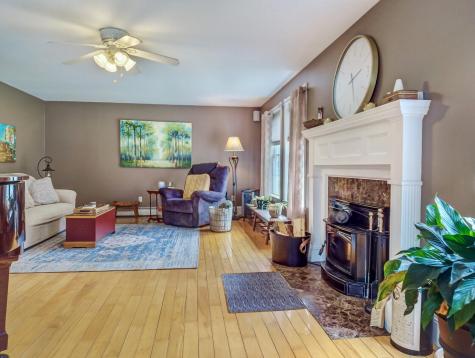 50 Twinleaf Lane Sidney ME 04330