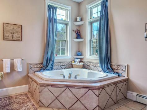 50 Twinleaf Lane Sidney ME 04330