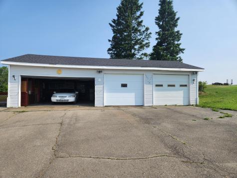 5 Thomas Road Woodland ME 04736