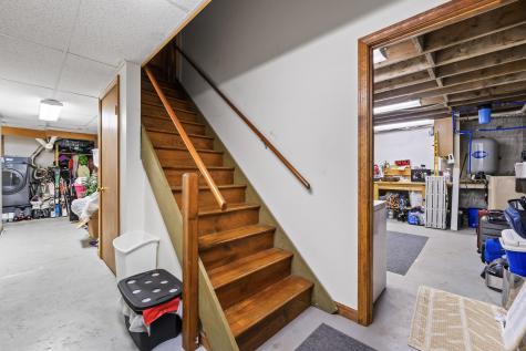 148 Spiller Hill Road Raymond ME 04071