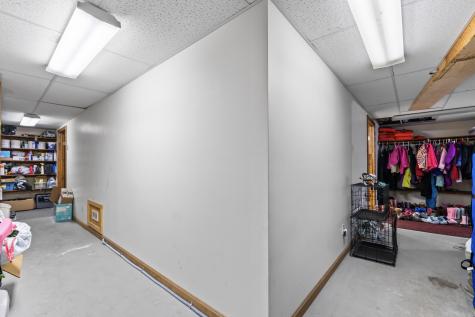 148 Spiller Hill Road Raymond ME 04071