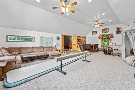 148 Spiller Hill Road Raymond ME 04071