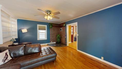 31 Vivian Street Auburn ME 04210