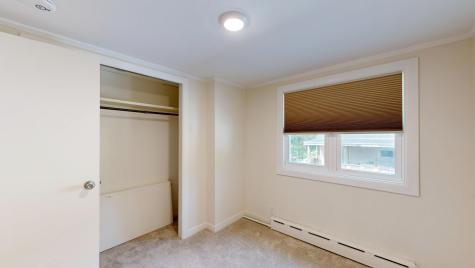 31 Vivian Street Auburn ME 04210