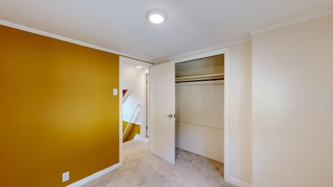 31 Vivian Street Auburn ME 04210