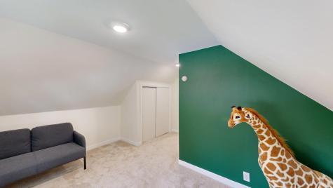 31 Vivian Street Auburn ME 04210