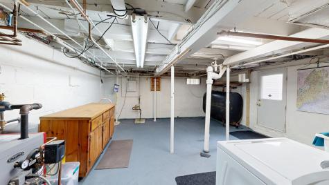 31 Vivian Street Auburn ME 04210