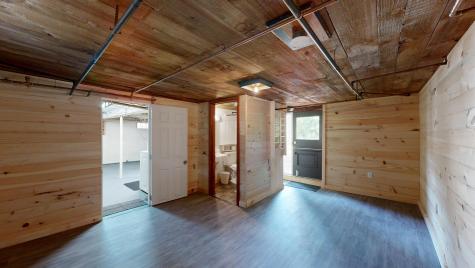 31 Vivian Street Auburn ME 04210