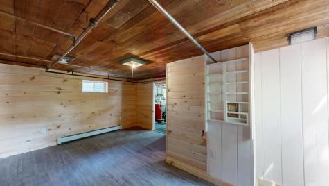 31 Vivian Street Auburn ME 04210