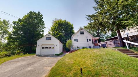 31 Vivian Street Auburn ME 04210