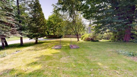 31 Vivian Street Auburn ME 04210