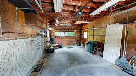 31 Vivian Street Auburn ME 04210