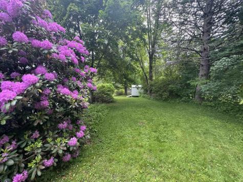 31 Vivian Street Auburn ME 04210