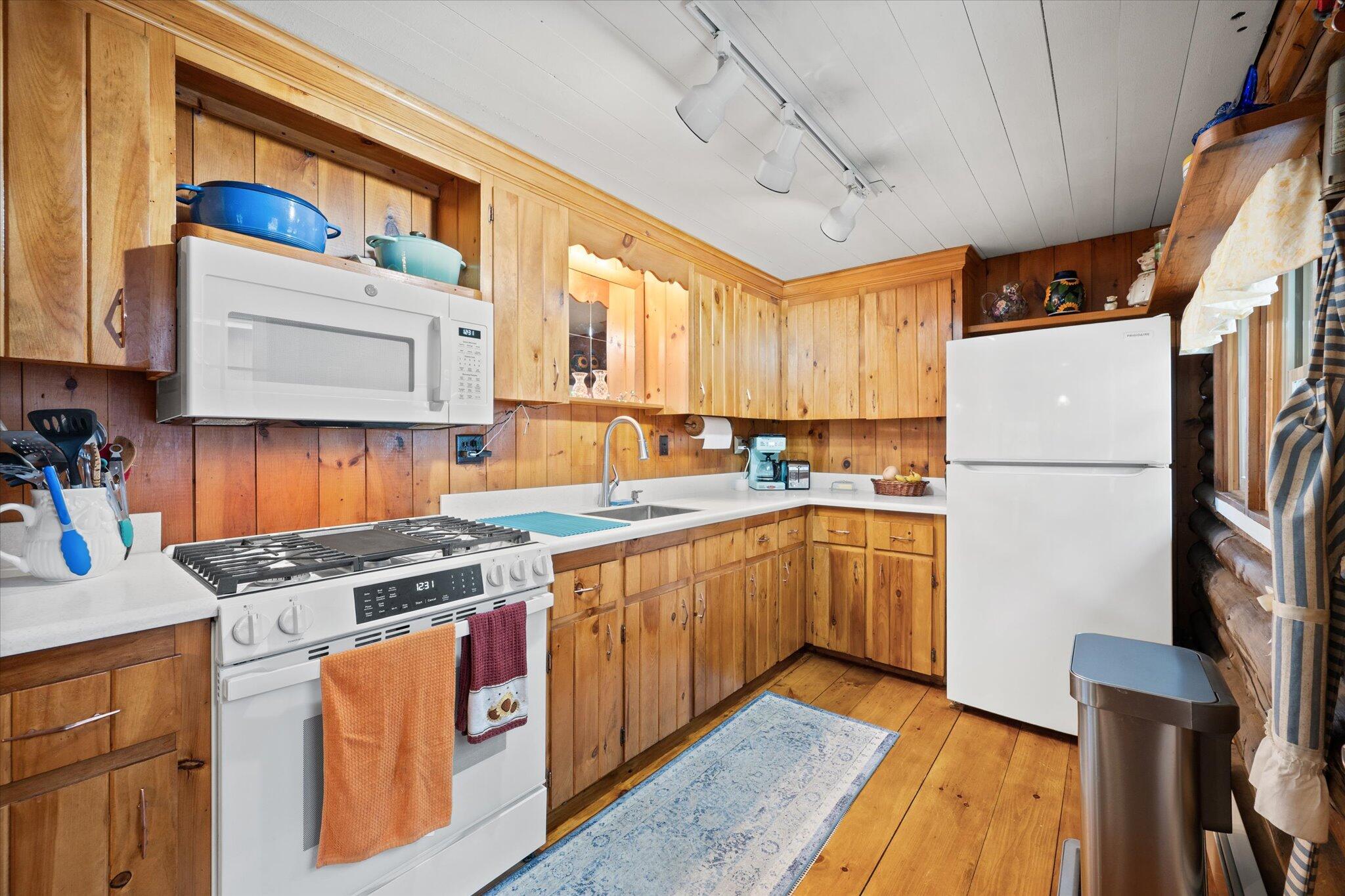 43 Verona Park Verona Island ME 04416