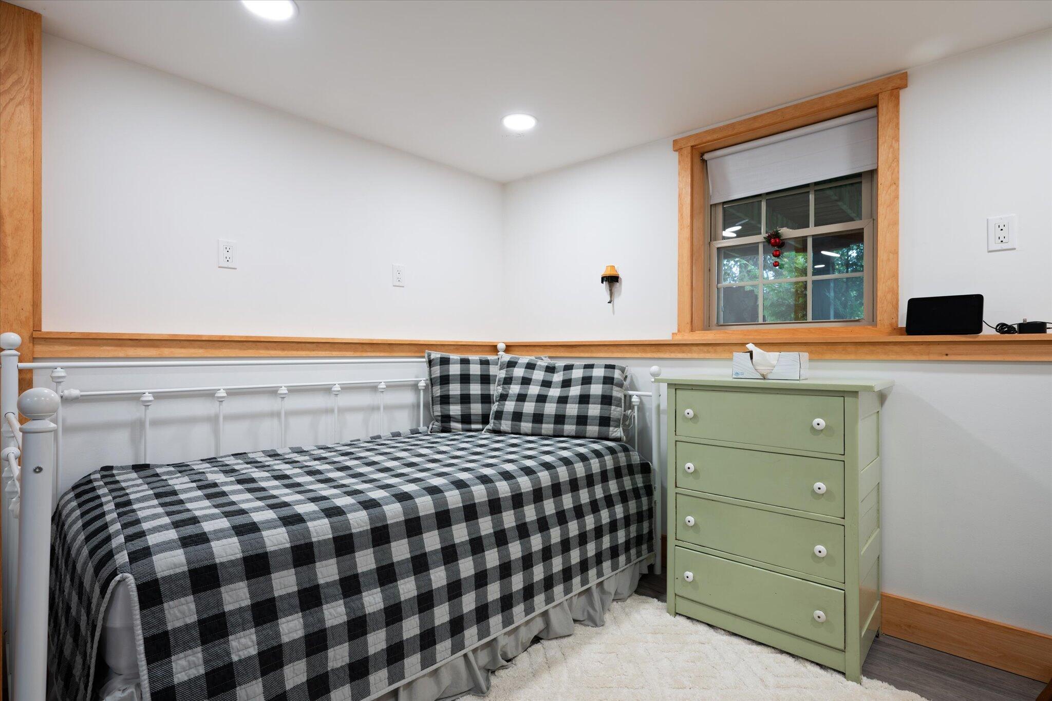 43 Verona Park Verona Island ME 04416