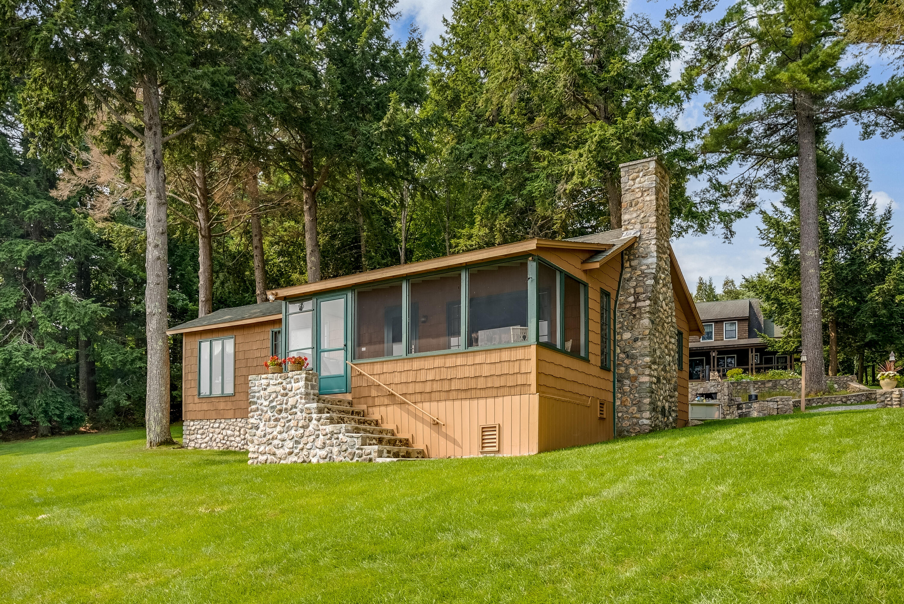 224 Ledges Road S Naples ME 04055